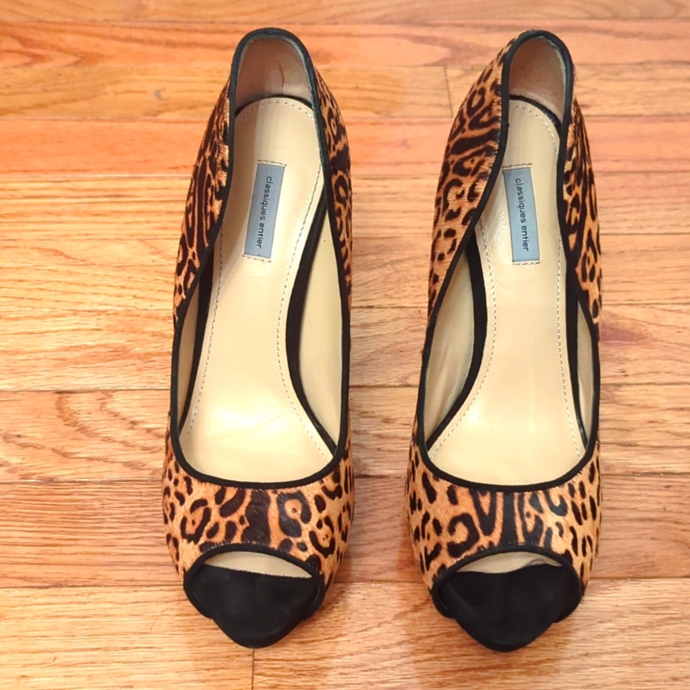 Leopard Heeled Peep toe shoe
